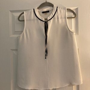 Tommy Hilfiger tie front sleeveless top